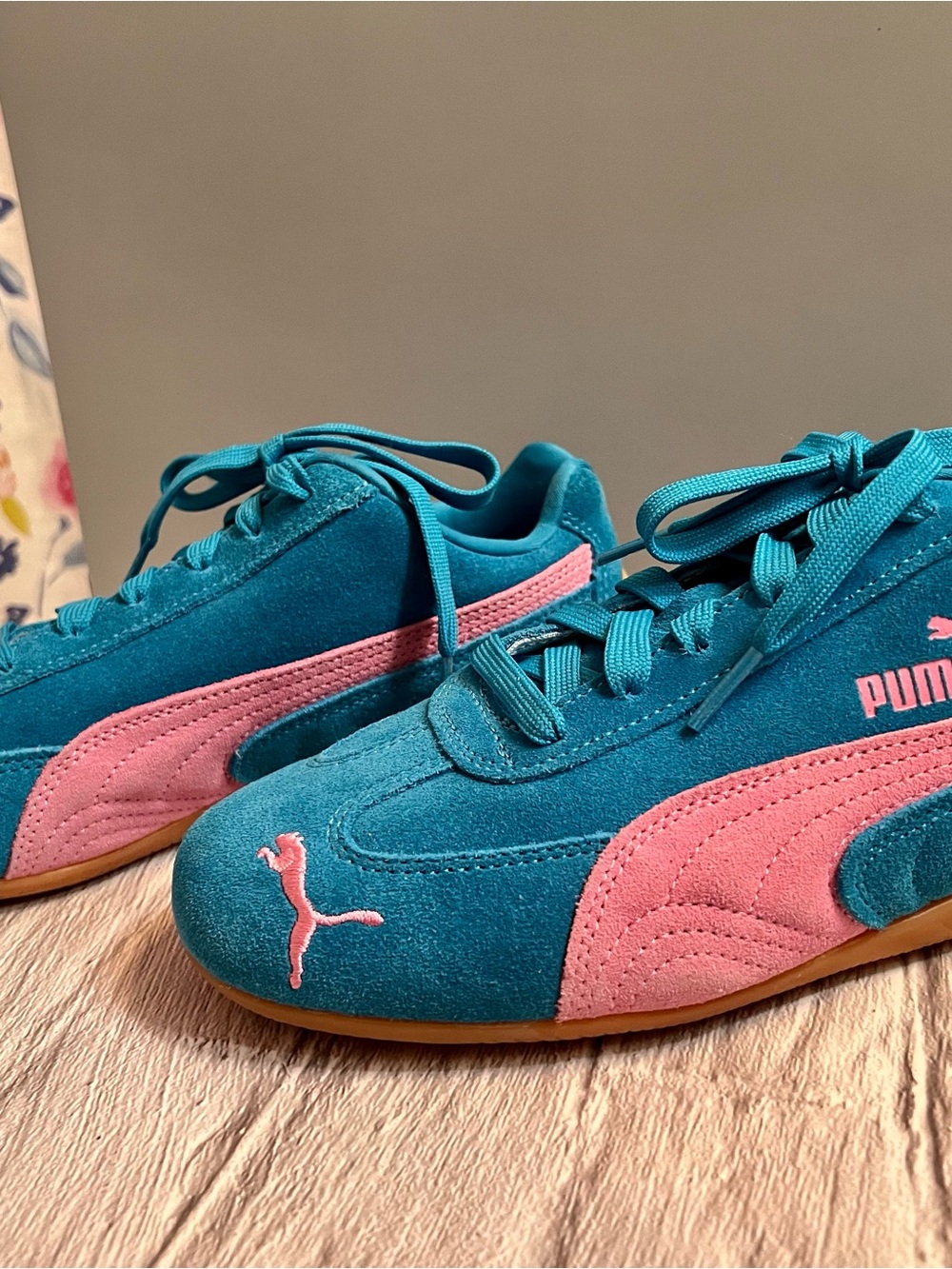 Puma Speedcat lace up sneakers, Tropical Blue and Pink, size 7.5